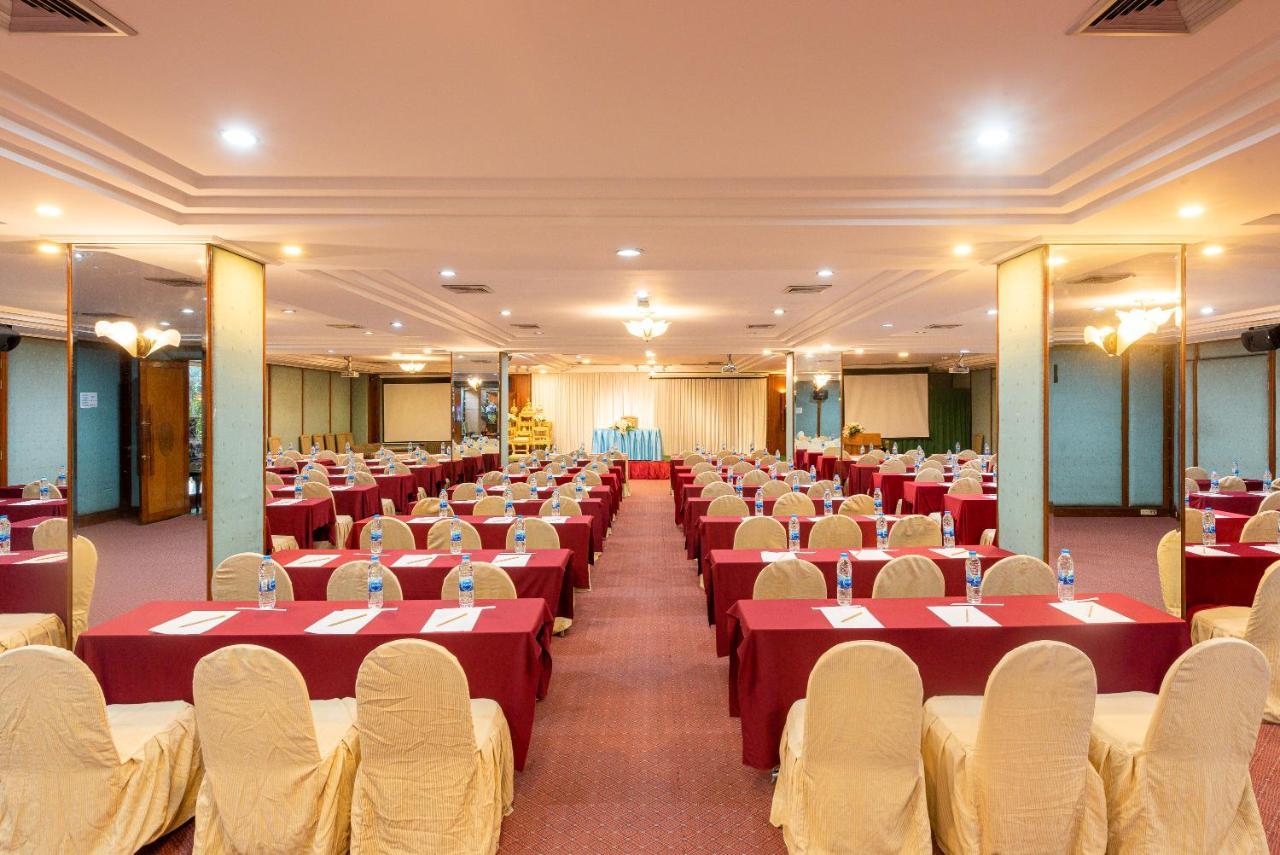 Nonthaburi Palace Hotel Eksteriør billede