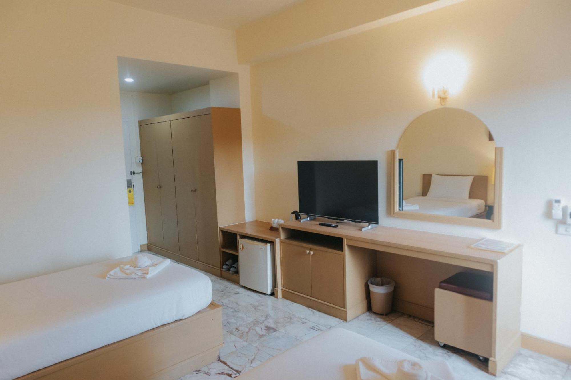 Nonthaburi Palace Hotel Eksteriør billede