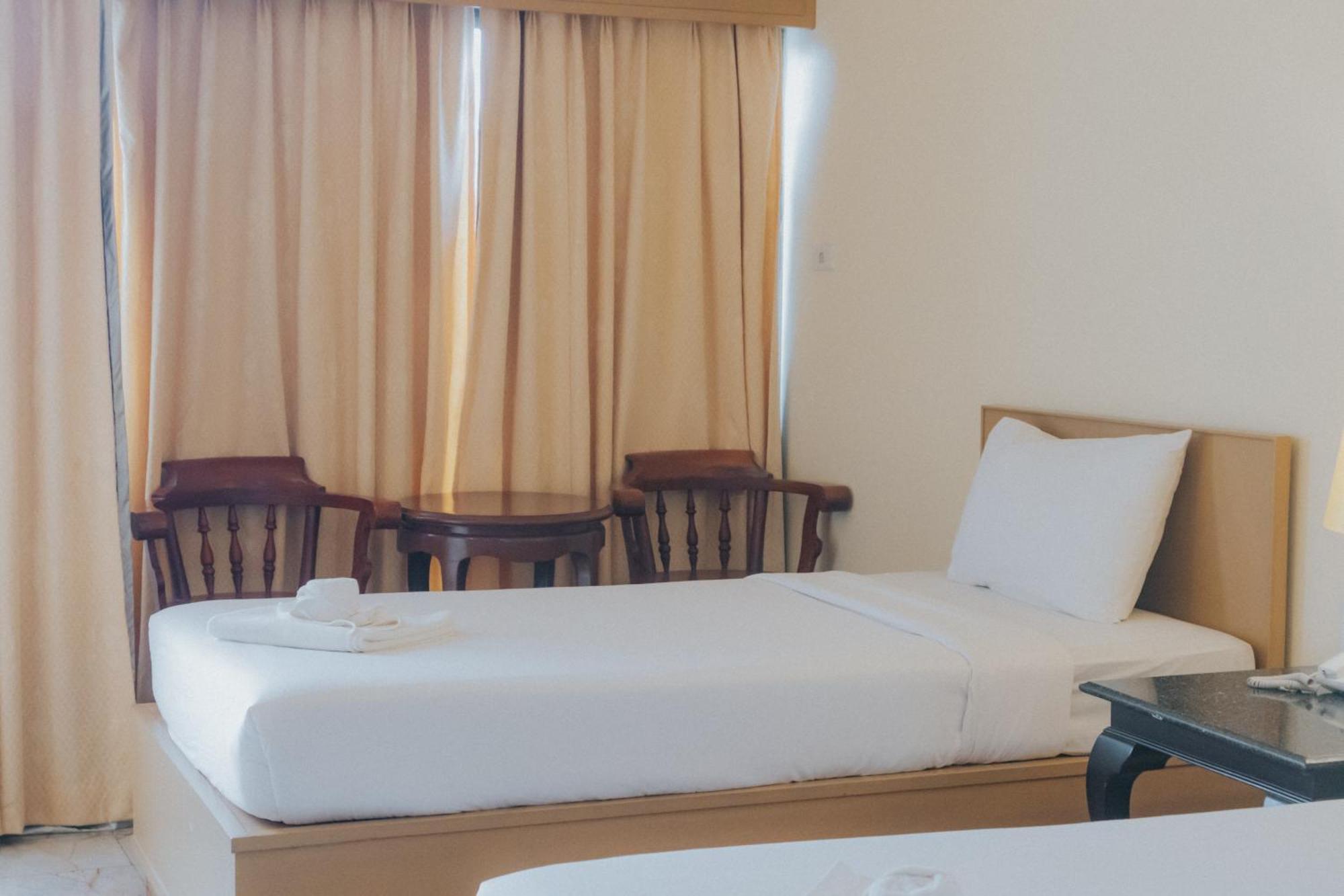 Nonthaburi Palace Hotel Eksteriør billede